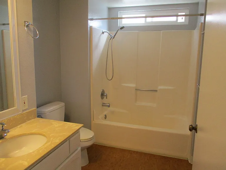 2236 Chatsworth Blvd #14 — Photo 8