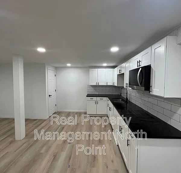 2425 Omaha Rd SW — Photo 29