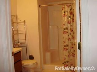 301 Westbrook Ct, Marshall, MI