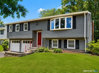 38 Lido Road, Farmington, CT 06085