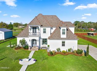 137 Canino Rd, Rayne, LA 70578