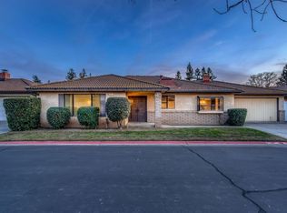 897 E Fallbrook Ave, Fresno, CA