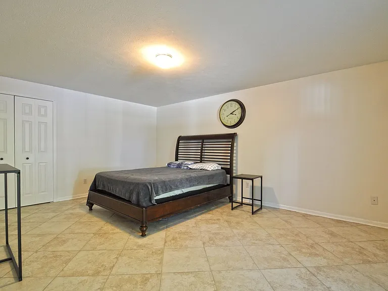 6021 Cottage Cir — Photo 32