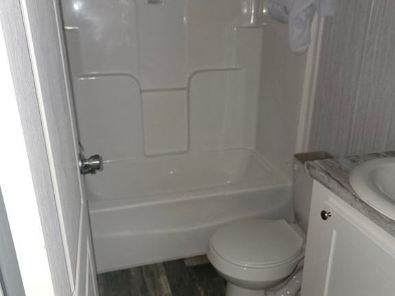 2nd image of 6427 Beryl St