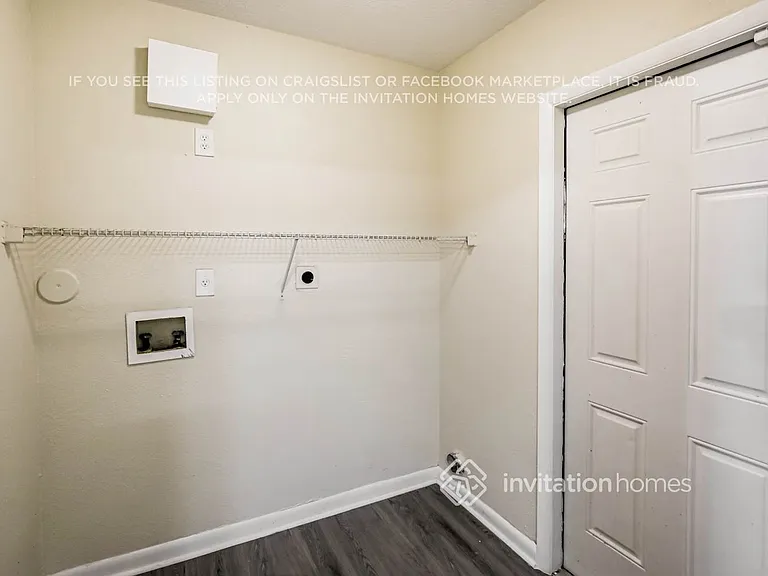 7645 NW 32nd Pl — Photo 15