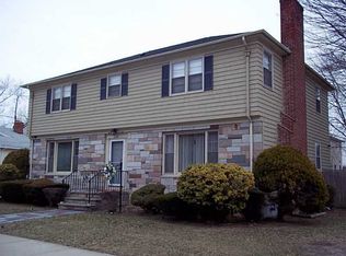 629 Mount Pleasant Ave, Providence, RI 02908