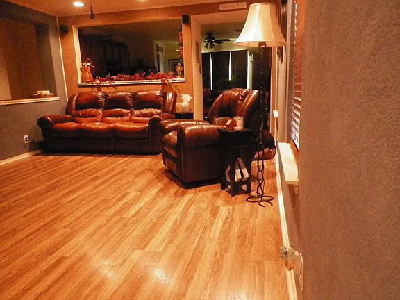 4th image of 210 Valero Dr
