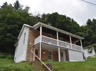 58640 Charles St, Martins Ferry, OH 43935