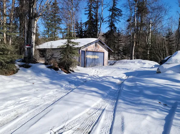 39856 Olivia St, Kenai, AK 99611