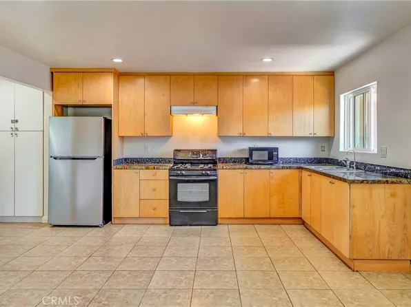 6735 Elmer Ave, North Hollywood, CA