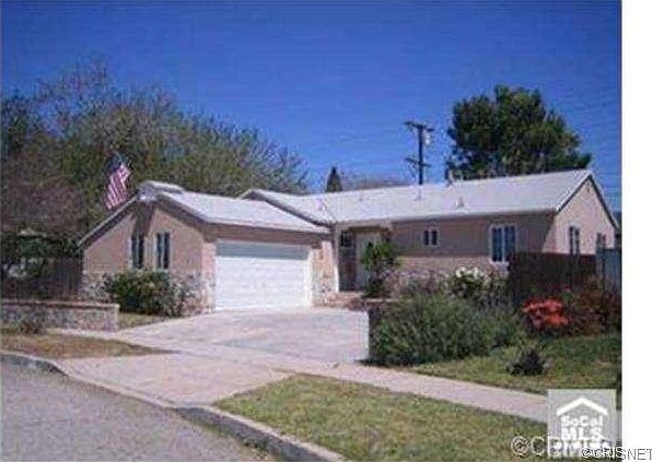 2nd image of 9732 Nagle Ave