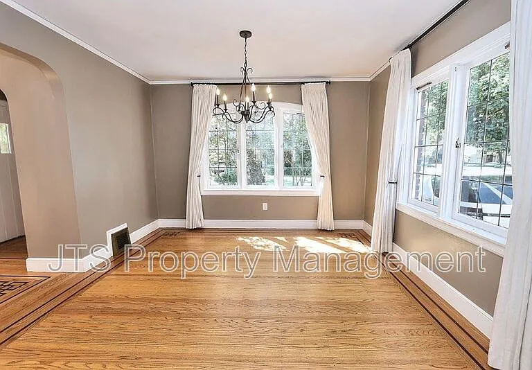 937 Sonoma Way — Photo 43
