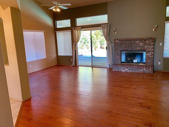 3rd image of 3558 W Escalon Ave