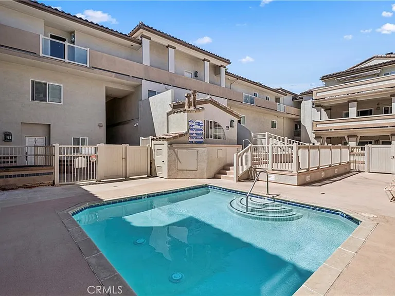1516 Pacific Coast Hwy #304 — Photo 22