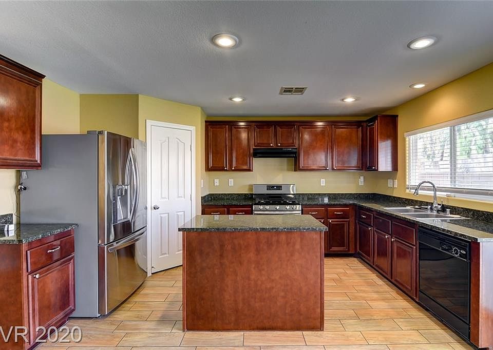 1st image of 5513 Roans Prairie St