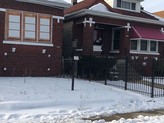 3rd image of 7520 S Aberdeen St