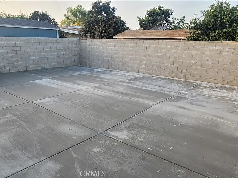 1605 E Santa Ana St — Photo 37
