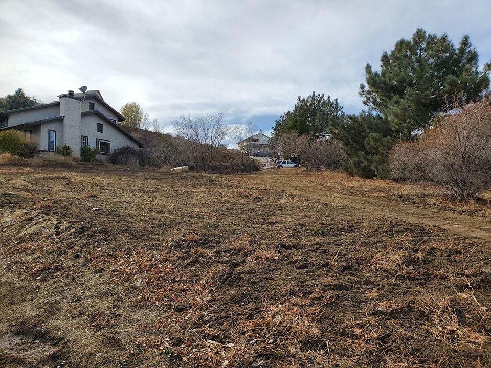 1st image of Clydesdale Dr
