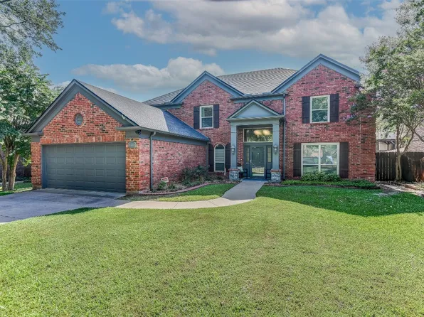 4323 Windswept Ln, Grapevine, TX 76051