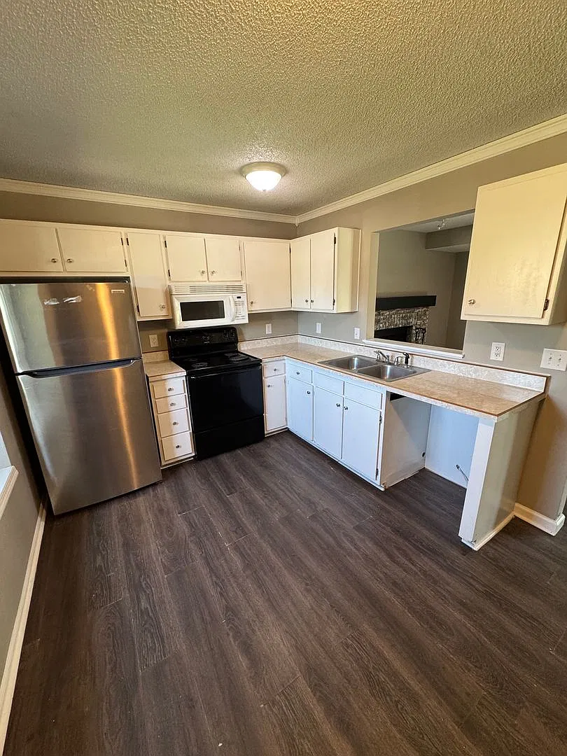 726 Aurora Knoll Lane — Photo 3