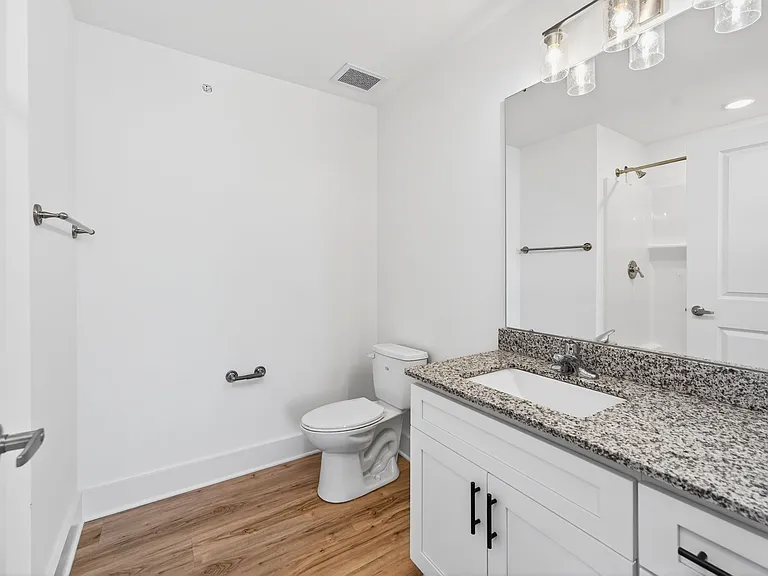 The Addenbrook Apartments — Photo 16