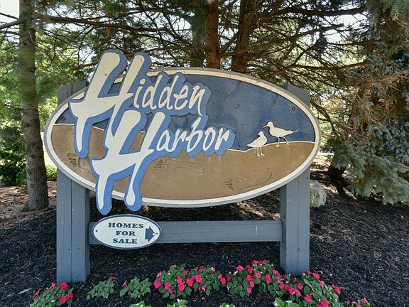 2nd image of 761 N Hidden Harbor Dr