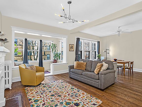 2nd image of 6203 N Wayne Ave #2