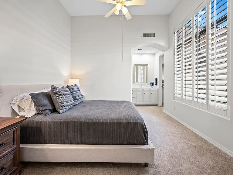11479 E Beck Ln — Photo 65