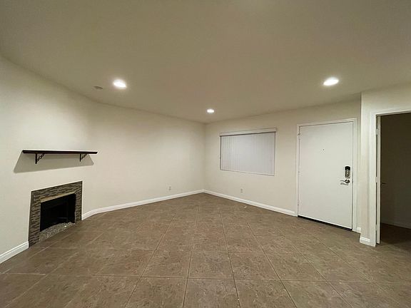 3rd image of 762 Tocino Dr