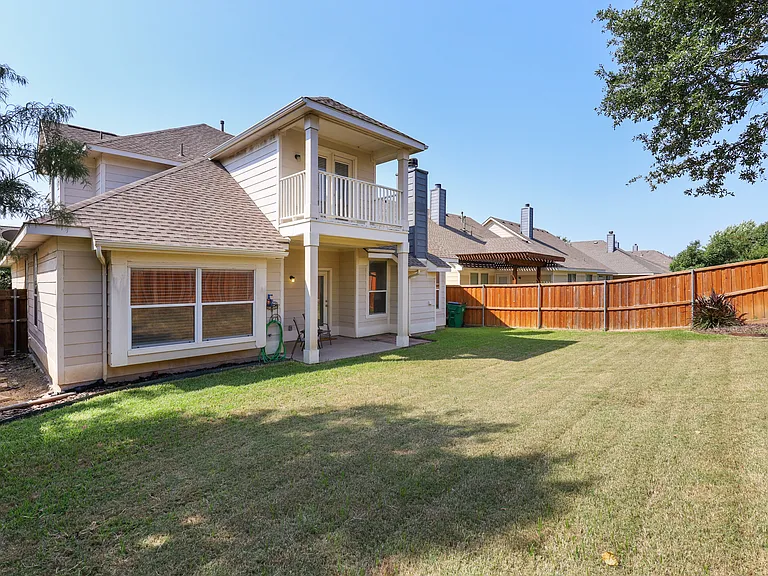 9704 Hedge Bell Dr — Photo 25