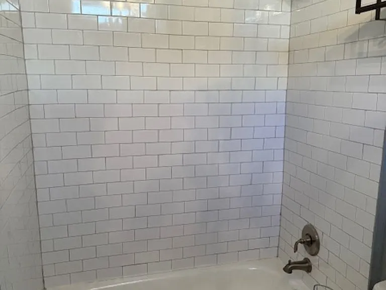 803 W Cherokee St — Photo 24