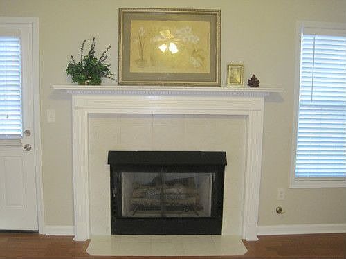 3rd image of 176 Lakepointe Ct