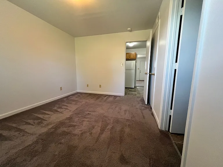 Stone Ridge Apartments- Convenient Location — Photo 5