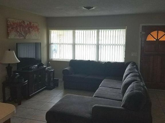 3rd image of 4800 Key Biscayne Dr