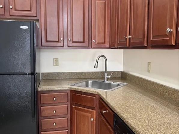 911 Tory Pines Rd #F, Francestown, NH 03043