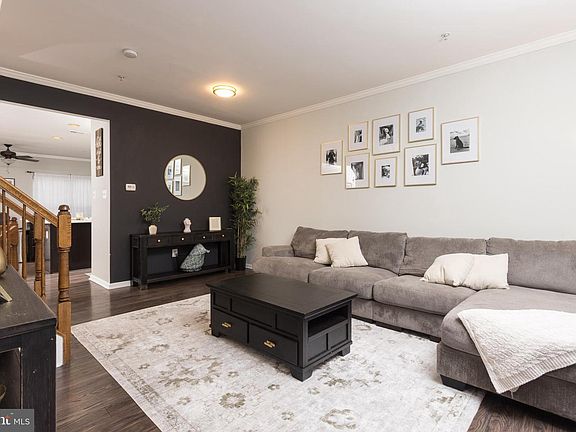 2nd image of 3013 Raking Leaf Dr