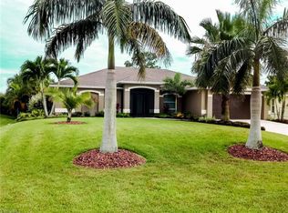 1822 SW 25th Ter, Cape Coral, FL 33914