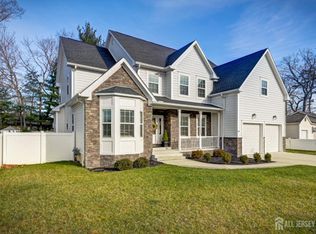 28 Clayton Ave, Monroe Township, NJ 08831