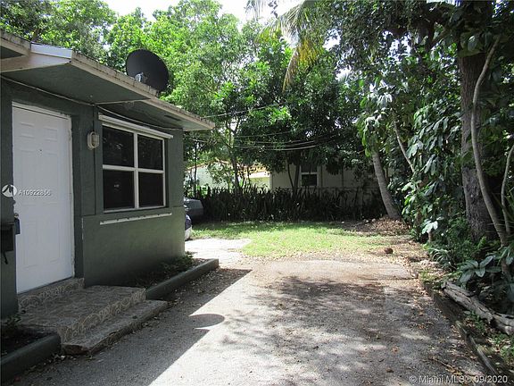 4th image of 626 N 24th Ave #2