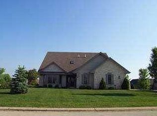 6404 Greenhill Dr, Mount Pleasant, WI 53406