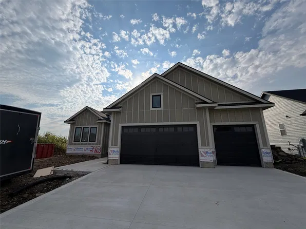 2913 Wakonda Dr, Norwalk, IA 50211