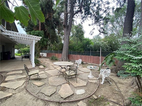4th image of 4631 Grisham Ave