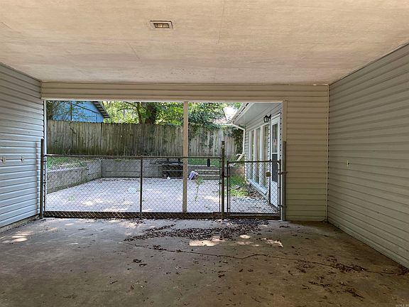 2nd image of 3437 W Hillsboro St