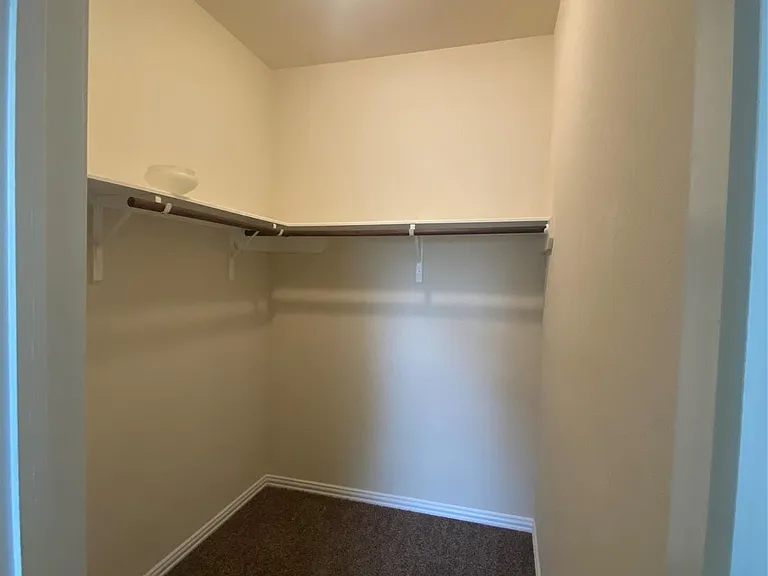 22810 Highland Bluff Ln — Photo 18
