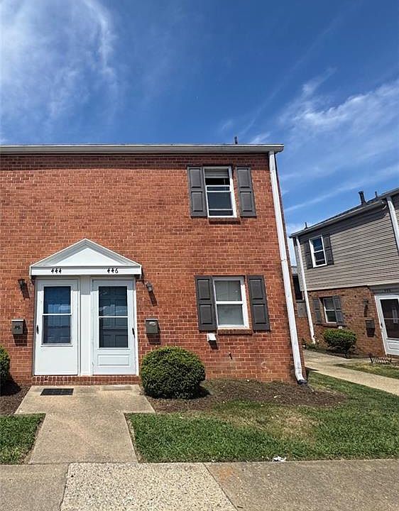 1st image of 446 Britnie Ct