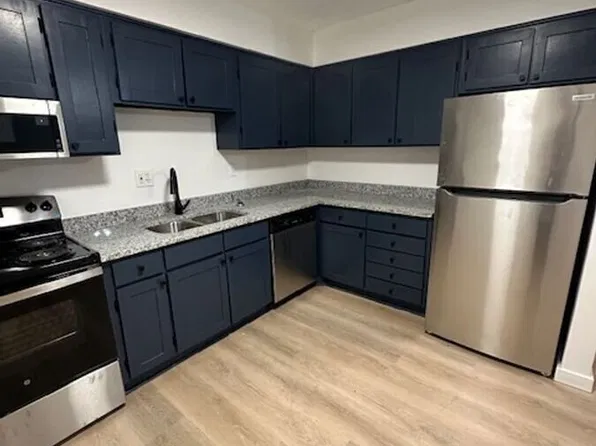 2115 Ottawa St APT 103C, Leavenworth, KS 66048