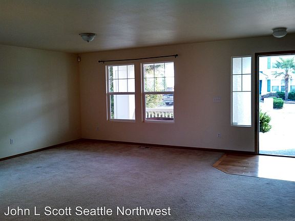 2nd image of 12530 SE 299th Pl