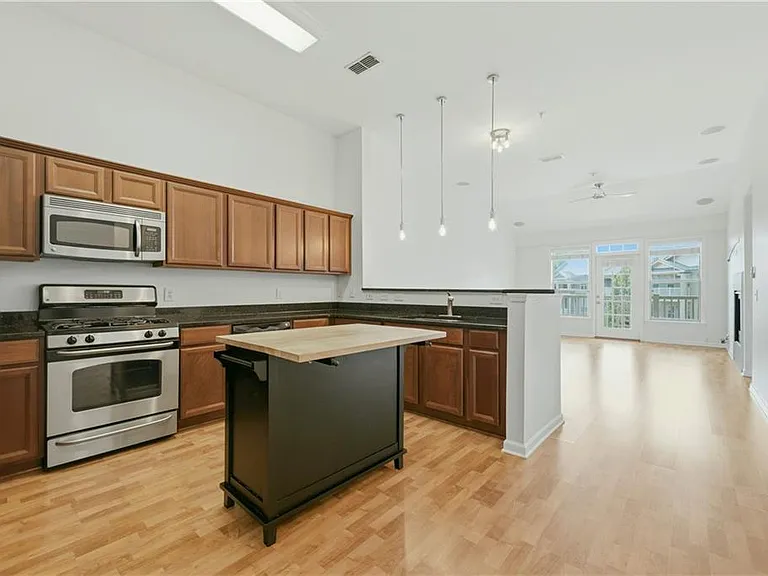 4805 W Village Way SE #1000 — Photo 1