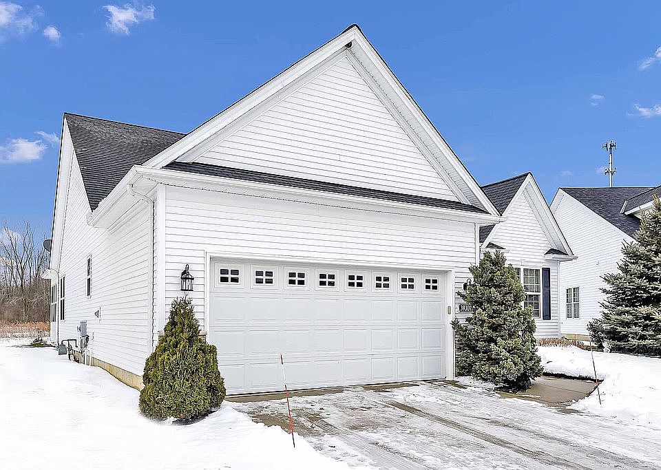 1st image of 39307 Camelot Way