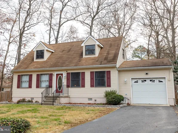 21660 Endeavor St, Lexington Park, MD 20653